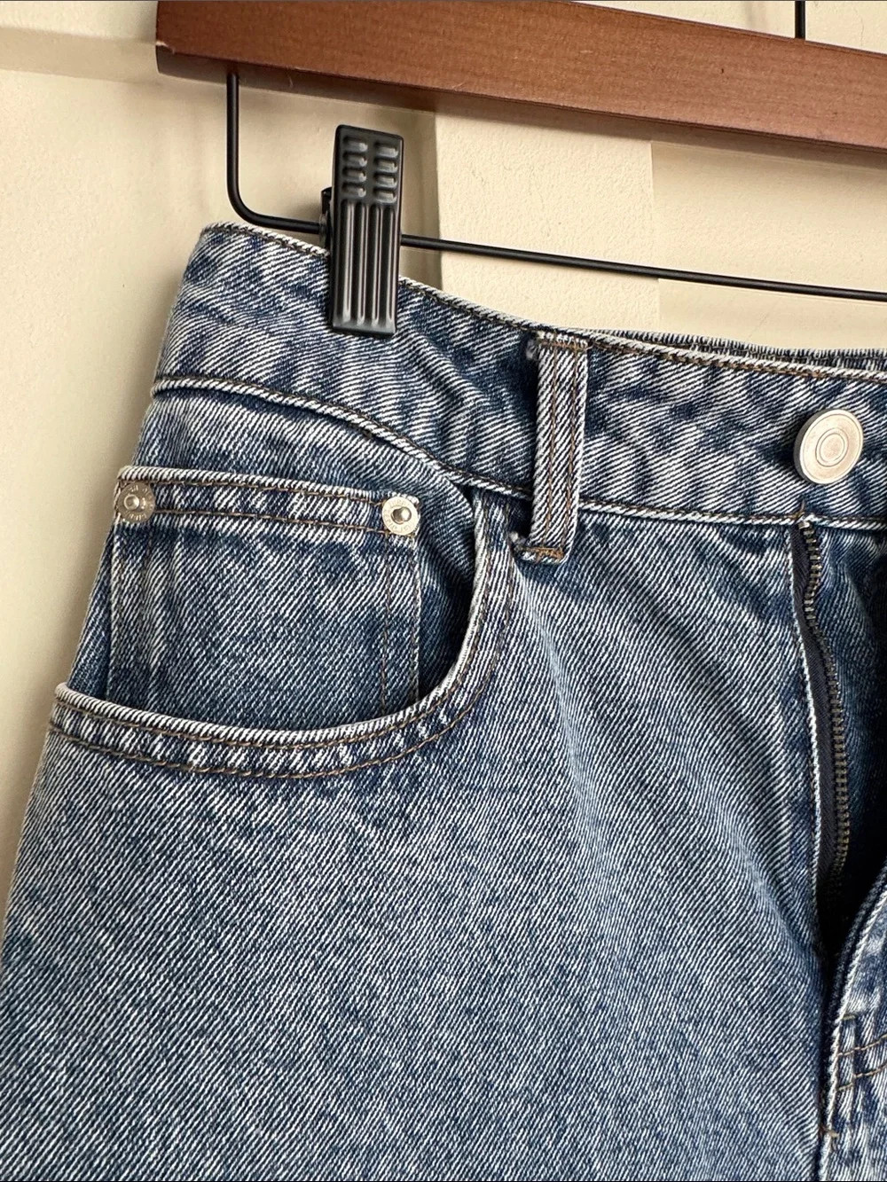 DISSH Mid Wash Blue High-Rise Straight Jeans - Picture 6 of 11